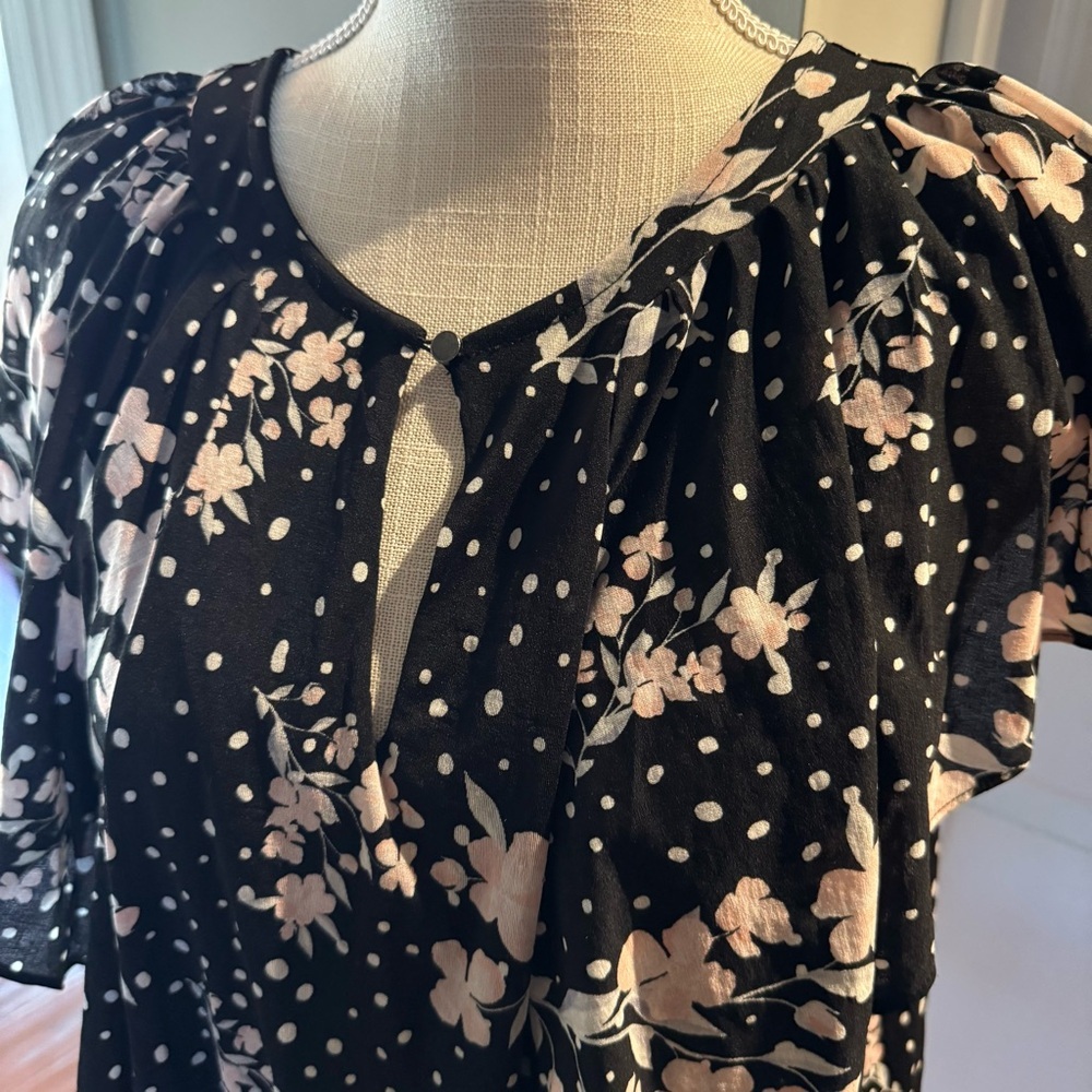 41 Hawthorn Black and Pink Floral Blouse - Picture 4 of 8